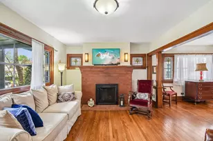 821 N Grove Ave, Oak Park, IL 60302 - Photo 4