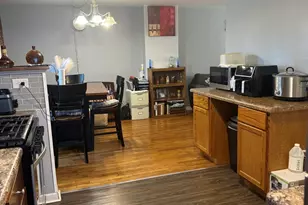 12 Gibson Rd, Park Forest, IL 60466 - Photo 6