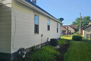 507 W 12th St, Sterling, IL 61081 - Photo 18