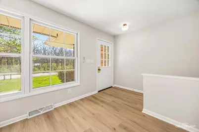 8N486 Thomas Road #B, Hampshire, IL 60140 - Photo 2