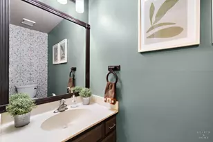 41 Manchester Ct, Fox River Grove, IL 60021 - Photo 10