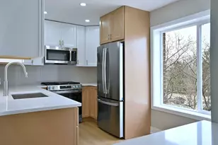 945 E Kenilworth Ave, Palatine, IL 60074 - Photo 14