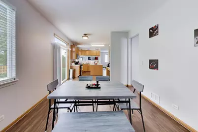 527 W Mara Lynn Court, Round Lake, IL 60073 - Photo 10