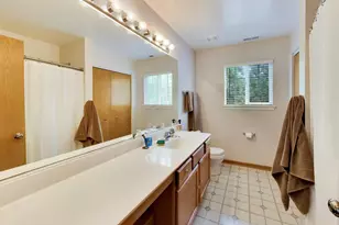 527 W Mara Lynn Ct, Round Lake, IL 60073 - Photo 26