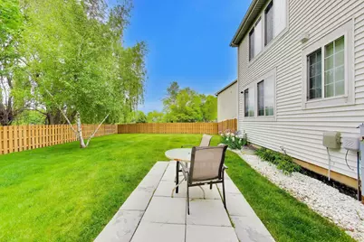 527 W Mara Lynn Court, Round Lake, IL 60073 - Photo 32