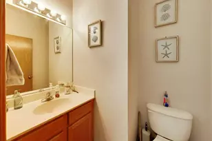 527 W Mara Lynn Ct, Round Lake, IL 60073 - Photo 14