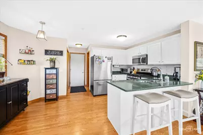 727 Lisa Road, West Dundee, IL 60118 - Photo 8