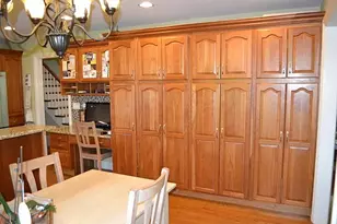 1835 Silverwillow Dr, Glenview, IL 60025 - Photo 6