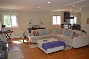 1835 Silverwillow Dr, Glenview, IL 60025 - Photo 10