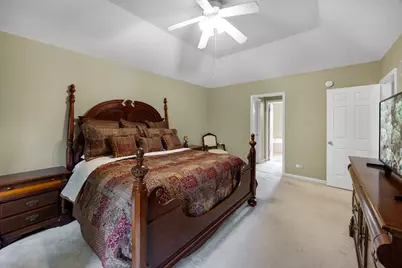 852 Sunrise Drive, South Elgin, IL 60177 - Photo 12