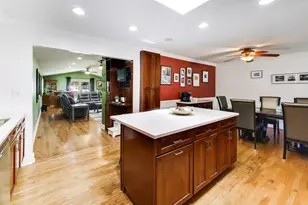 15352 W Cherrywood Ln, Libertyville, IL 60048 - Photo 10