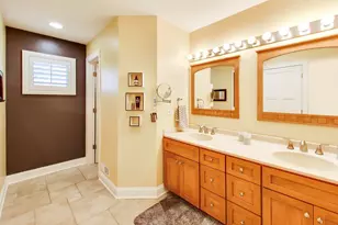 15352 W Cherrywood Ln, Libertyville, IL 60048 - Photo 24