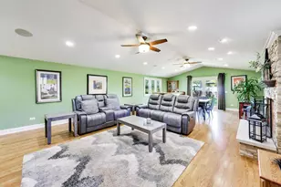 15352 W Cherrywood Ln, Libertyville, IL 60048 - Photo 12