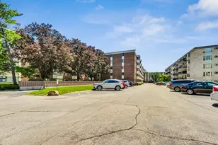 5500 Lincoln Ave, Morton Grove, IL 60053 - Photo 30