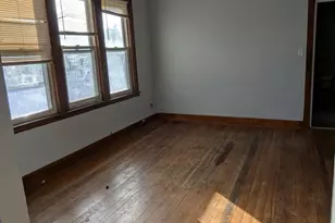 8112 S Exchange Ave, Chicago, IL 60617 - Photo 12
