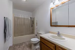 209 Brown St, Earlville, IL 60518 - Photo 12