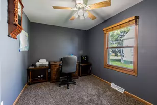 209 Brown St, Earlville, IL 60518 - Photo 14