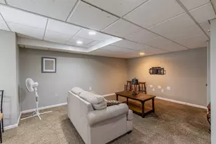 209 Brown St, Earlville, IL 60518 - Photo 18