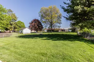 209 Brown St, Earlville, IL 60518 - Photo 24