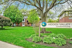 10985 S 84th Ave, Palos Hills, IL 60465 - Photo 2