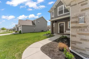 305 Newhaven Ln, Savoy, IL 61874 - Photo 2