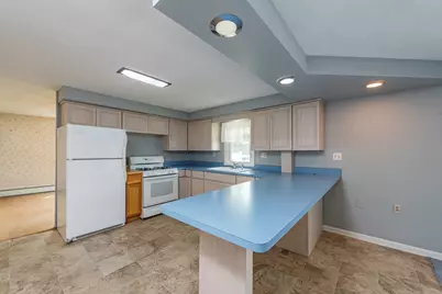 812 Geddes Court, Winthrop Harbor, IL 60096 - Photo 8