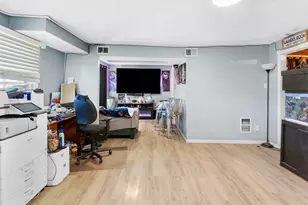 17311 Central Park Ave, Hazel Crest, IL 60429 - Photo 14