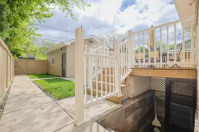 8711 Hamlin Avenue, Skokie, IL 60076 - Photo 26