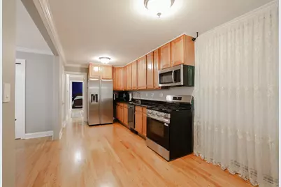 8711 Hamlin Avenue, Skokie, IL 60076 - Photo 12