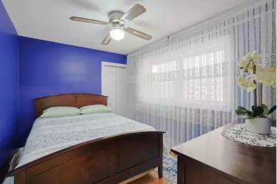 8711 Hamlin Avenue, Skokie, IL 60076 - Photo 6