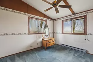 6867 N Eggert Rd, Rock City, IL 61070 - Photo 8