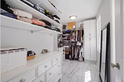 221 Stafford Drive, Mundelein, IL 60060 - Photo 20