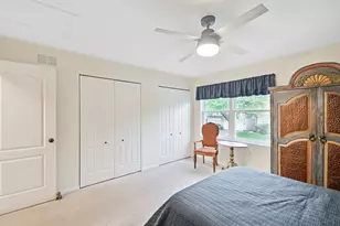 627 N Charter Hall Dr, Palatine, IL 60067 - Photo 22