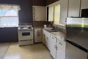 900 E Browning St, Marion, IL 62959 - Photo 6