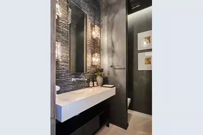 2145 W McLean Avenue, Chicago, IL 60647 - Photo 20