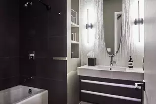 2145 W McLean Ave, Chicago, IL 60647 - Photo 50