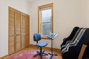 4216 N Winchester Ave, Chicago, IL 60613 - Photo 12