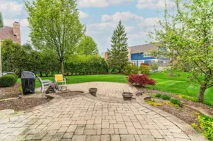 258 Colonial Dr, Vernon Hills, IL 60061 - Photo 32
