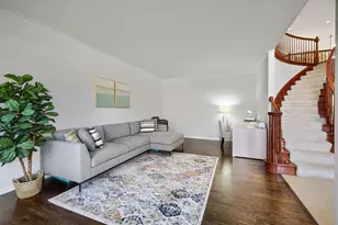 155 Michigan Dr, Bloomingdale, IL 60108 - Photo 4