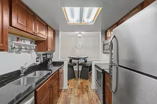 1 Renaissance Pl, Palatine, IL 60067 - Photo 12