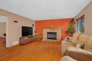 486 S Dollinger Dr, Romeoville, IL 60446 - Photo 10