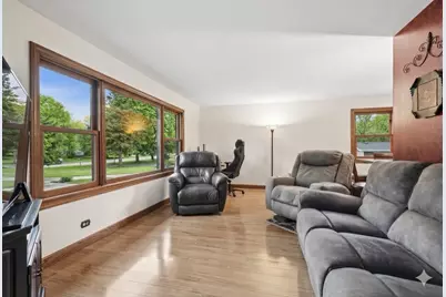1020 Valewood Drive, Bartlett, IL 60103 - Photo 6