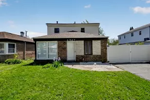 4527 W 83rd St, Chicago, IL 60652 - Photo 2