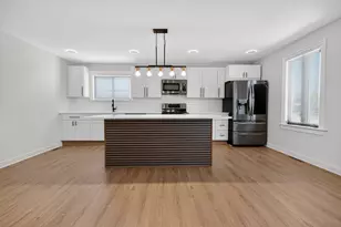 4527 W 83rd St, Chicago, IL 60652 - Photo 12