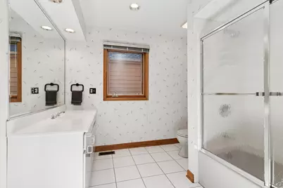 2208 Milton Avenue, Park Ridge, IL 60068 - Photo 20