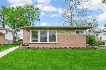 9447 Overhill Avenue, Morton Grove, IL 60053 - Photo 2