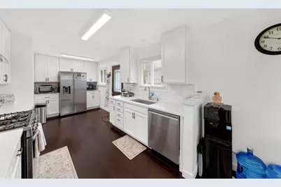 9447 Overhill Avenue, Morton Grove, IL 60053 - Photo 8