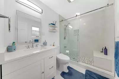 9447 Overhill Avenue, Morton Grove, IL 60053 - Photo 14