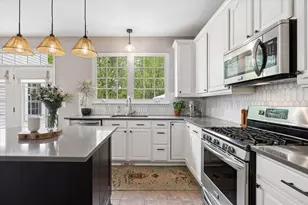 340 Tenby Way, Algonquin, IL 60102 - Photo 8