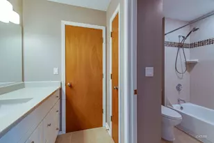 344 Kildare Ct, Carol Stream, IL 60188 - Photo 18